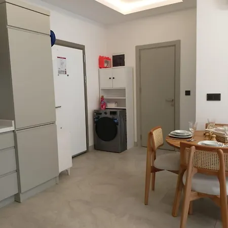 Lumos Town Residence-cozy Near Mall & Appartement *